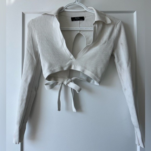 BERKSHA White Ribbed V-Neck Crop Top - Picture 2 of 3